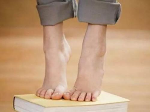 腰痛|每天做1个动作,补肾气、治腰痛,还抗衰老!现在学还不迟