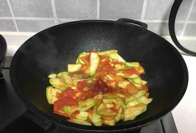 保護(hù)眼睛的不只有胡蘿卜,還有它,孩子常吃,明目亮眼,視力恢復(fù)