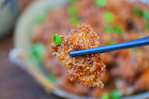  五花肉|粉蒸肉新吃法，不用油不用炒，多吃也不怕胖，家人都喜欢吃健康菜