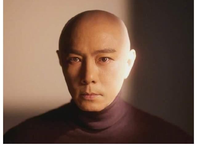 兩度叫板《哥哥》，但《追光吧》能否出圈，還得看3個人