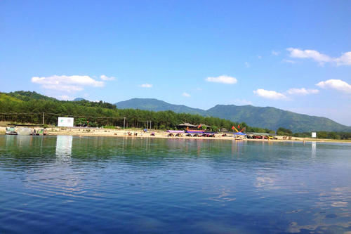 浙江一处适合踏青赏花的景区，景点众多，是国家4A级旅游区