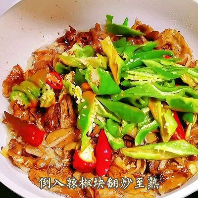 尖椒炒卤肥肠