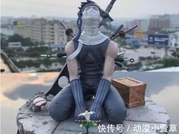 手办|火影:忍者之死变成手办,自来也太虐心,他被一朵花抢镜