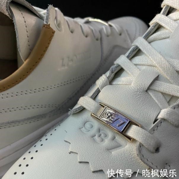 国产品牌 阿迪签名鞋首发“棉花糖”配色，耐克阿迪也开始抄袭国产品牌了！