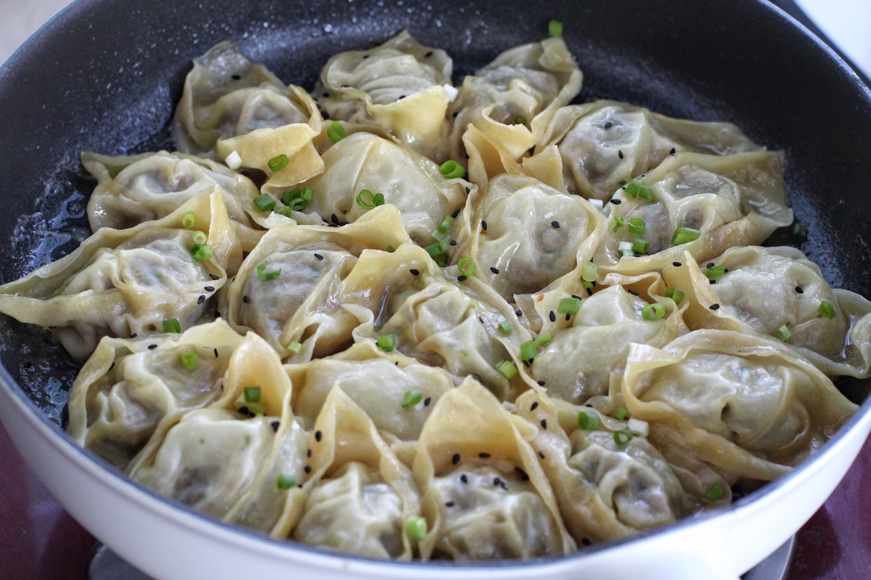 馄饨换个做法,连吃一周也不腻,酥脆美味有营养,老公孩子都喜欢