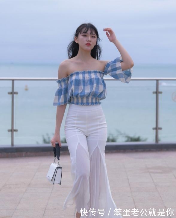 喇叭裤 出游穿个性喇叭裤,搭配减龄格子衫更好看,大方洋气又雅致