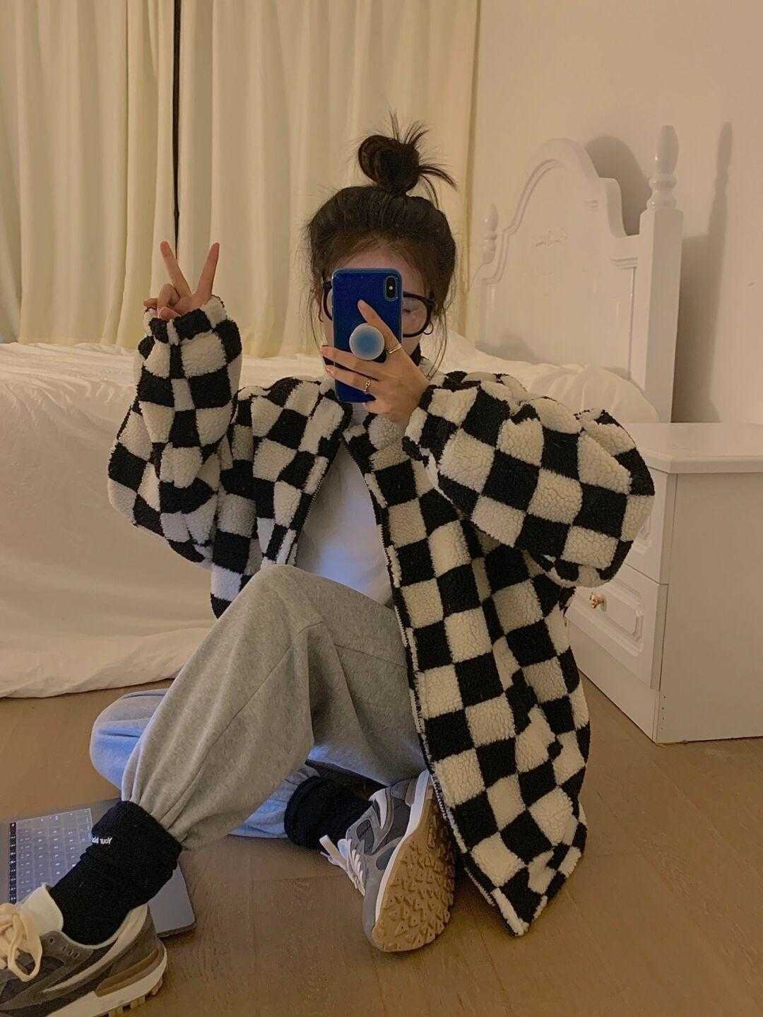 时髦精 时髦精们集合了!今年大火的棋盘格单品我给大家整理了,千万码住