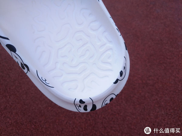 熊猫 折腾不止 篇七十:跑后恢复缓解双脚疲劳,咕咚舒缓运动拖鞋