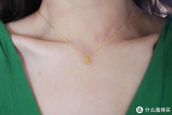 指南|“金”诚所至，那些既保值、增值又有设计感的金饰七夕送礼指南