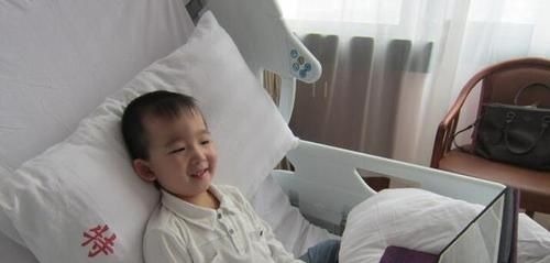 腺样体肥大|孩子天天抠鼻子,睡觉喘粗气,医生说怎么不早来医院