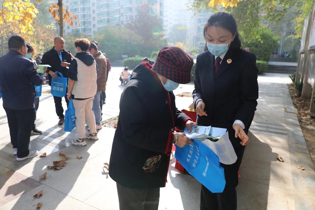 检察服务队|“初心检察服务队”送法进社区