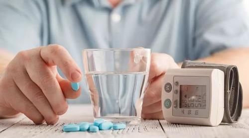 高血压|怎样量血压才准确?专家辟谣:很多人把血压14090以上当成高血压