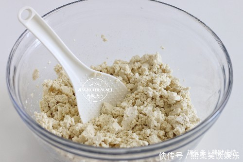 酵母|半棵白菜1块豆腐,不包也不烙,卷卷上锅一蒸,香嫩营养,吃不够