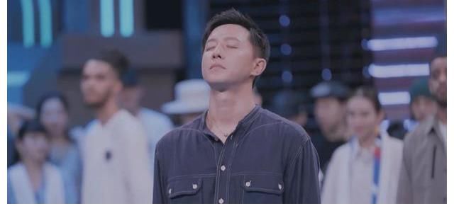 b看完《这！就是街舞4》的第二期，感觉这一季赛果已经不重要了