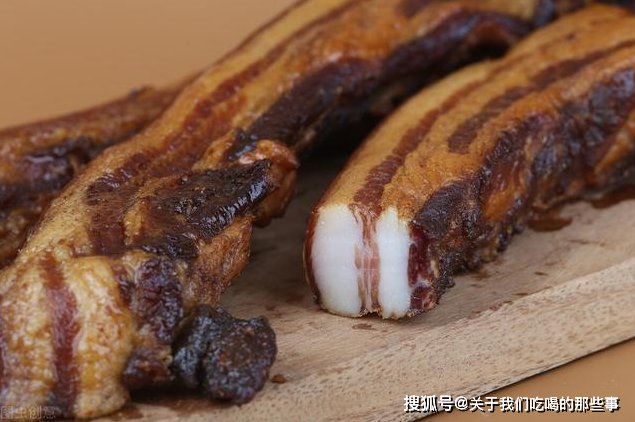 腌腊肉最忌直接晒，难怪不好吃！牢记5个技巧，鲜香软嫩久放不霉