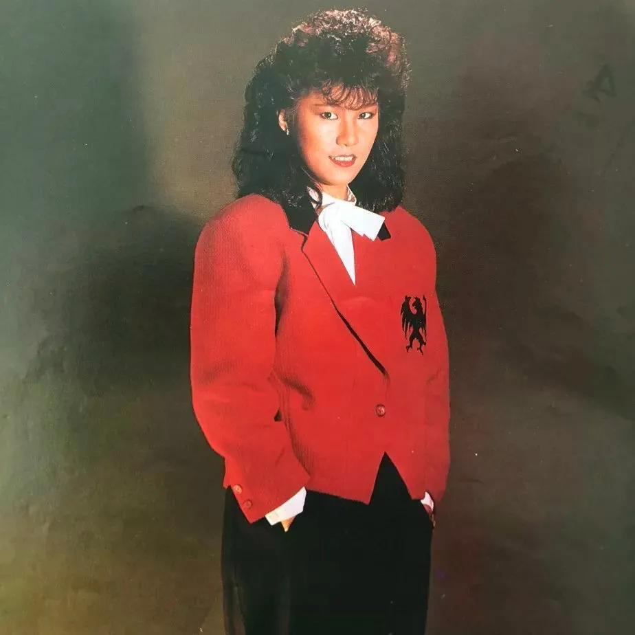 歌曲@雷安娜《旧梦不须记》,人生路漫漫,为何不见黄霑的苦与悲?