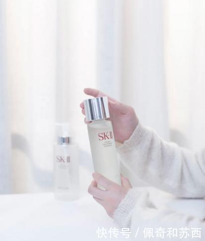 化妆水|“四大神水”真那么神SK2维稳,流金水颜值高,雪肌精含酒精
