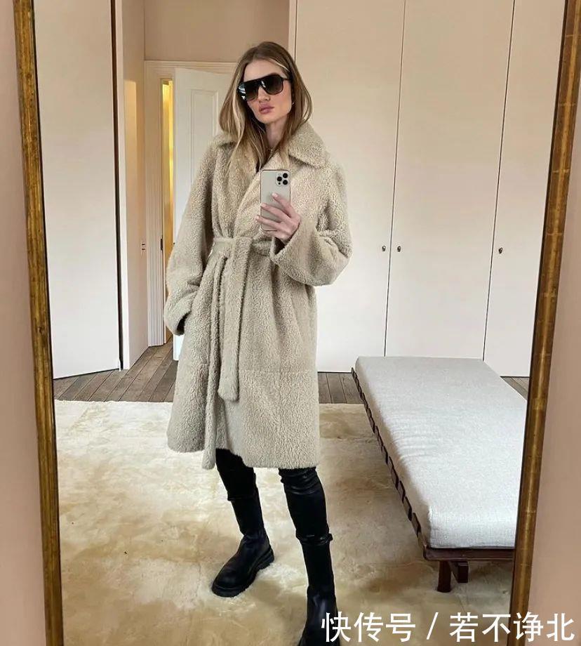 讲真的｜大嫂Rosie的“精英范儿”穿搭，真是怎么