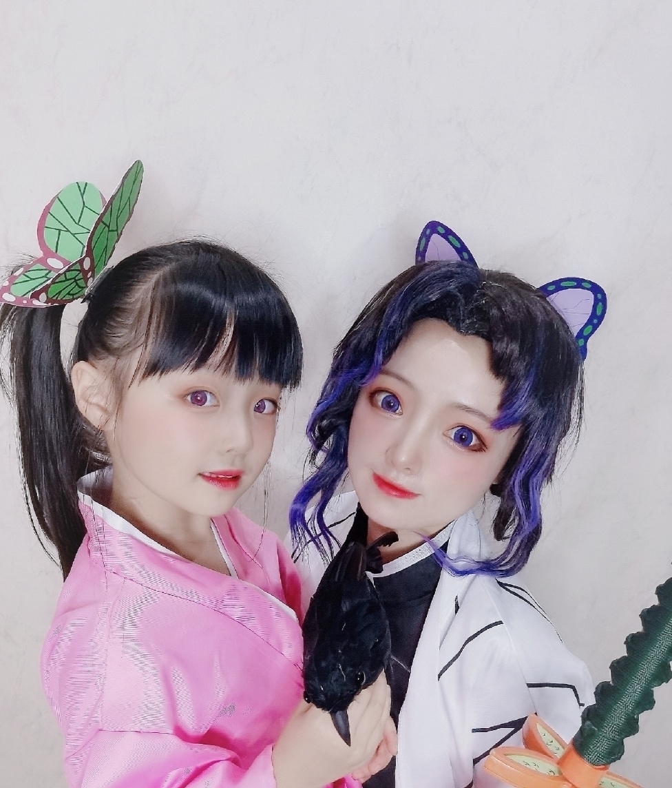 cospl小萝莉cos幼年小舞,还原度堪比动画建模,这也太可爱了