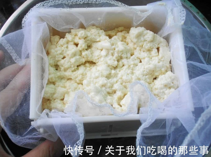 才知道做豆腐很简单，1碗黄豆1勺醋，教你在家轻松做，新鲜又好吃