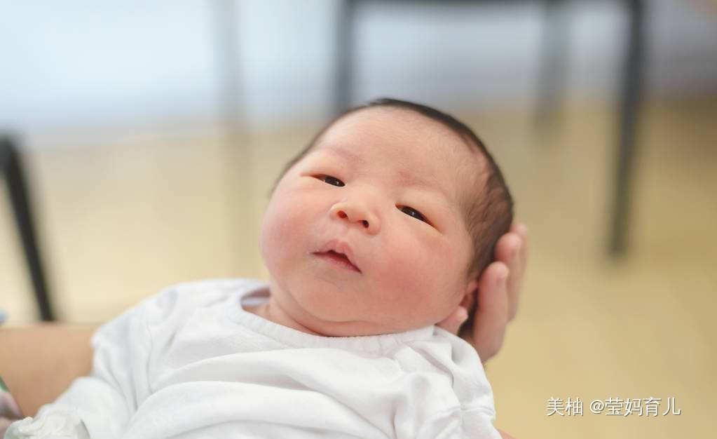 喂奶|三个月前宝宝长得快，护理牢记“三勤五不要”，奶奶和妈妈要记住