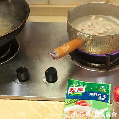 这道港式虾仁云吞面，汤汁都要舔干净