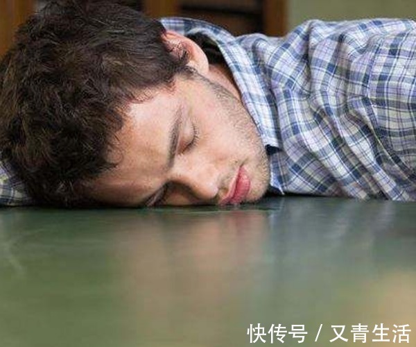 头晕头痛|血液黏稠的人,脸上一般有4个表现,若没有,说明血管还不算太堵