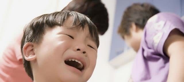 男孩|教育男孩,再生气也有两大底线不能碰,否则再好的娃都易养“废”