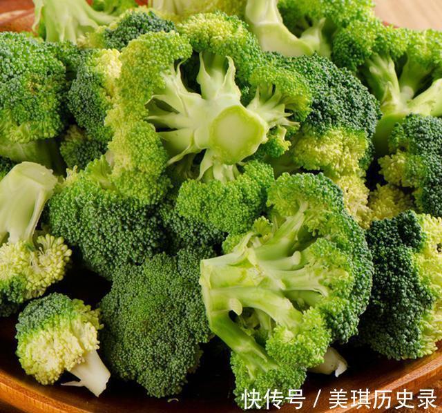 气体|若想让宝宝远离积食,不止是西兰花,日常中这3种食物也要少吃