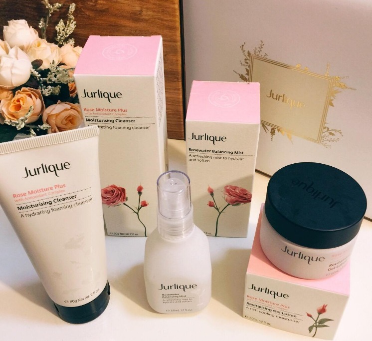 搭配 买护肤品时,应该“自己搭配”还是买“套装”柜姐告诉你答案