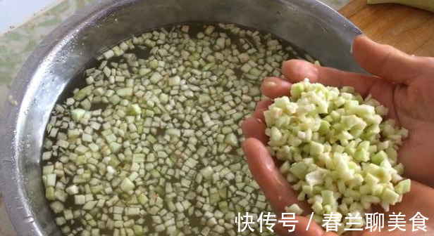 包饺子|天冷了最爱吃这饺子馅,我家每周要吃3、4次,比韭菜鲜