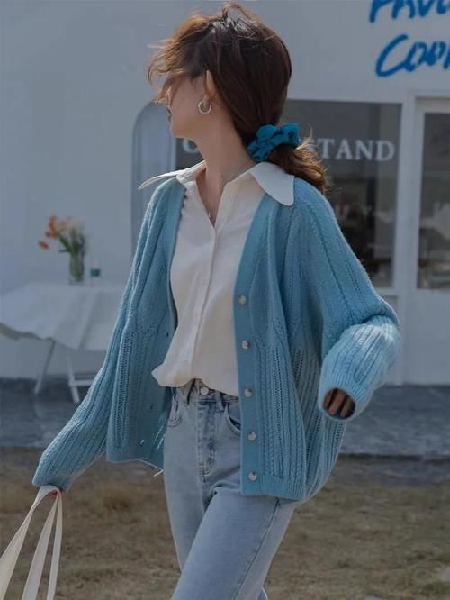 针织衫的春季搭配法则，捕获时髦的穿搭LOOK