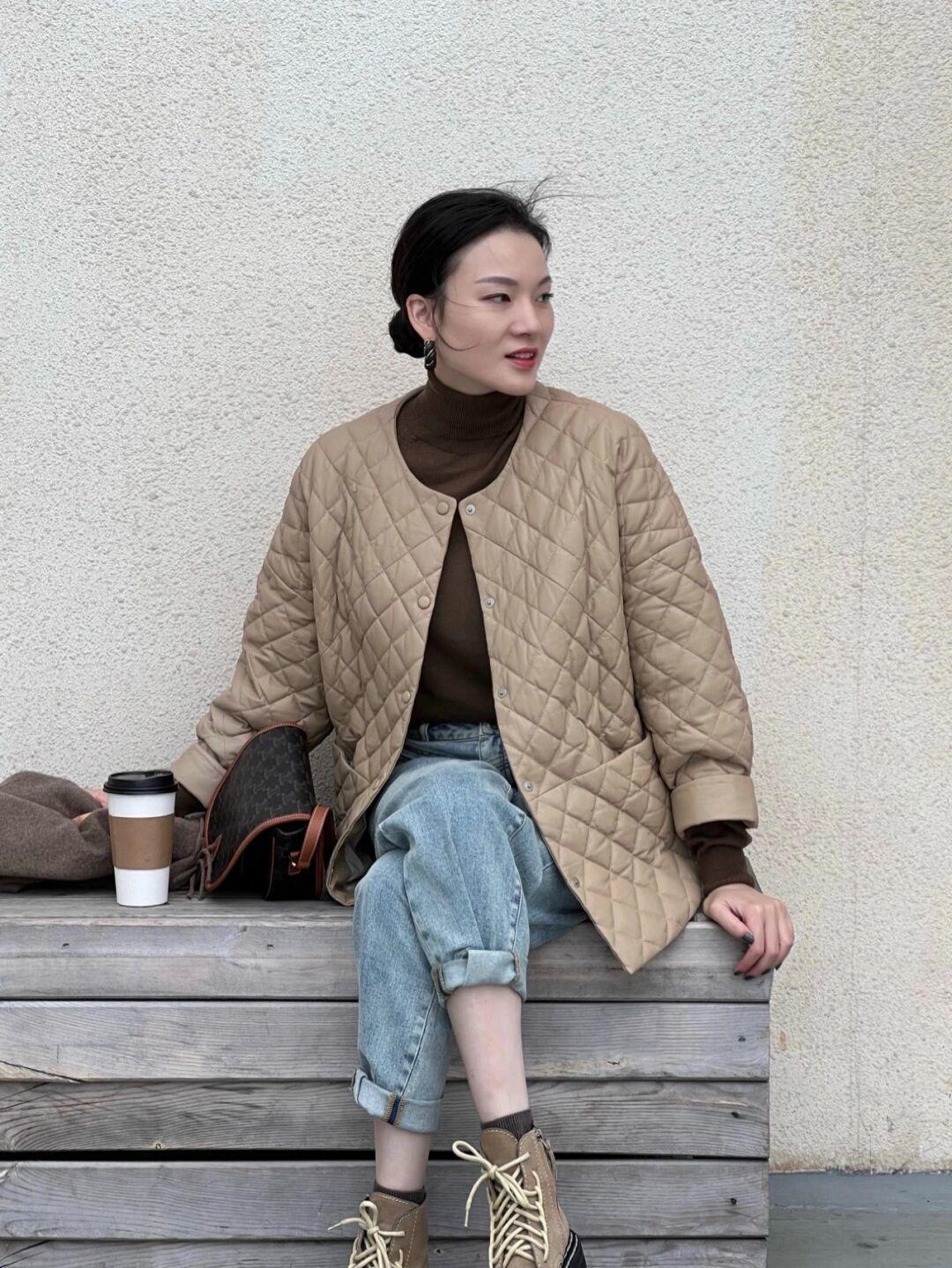 马丁靴 高质量的“皮羽绒”保暖又显贵,借鉴这些搭配,舒适优雅提气质