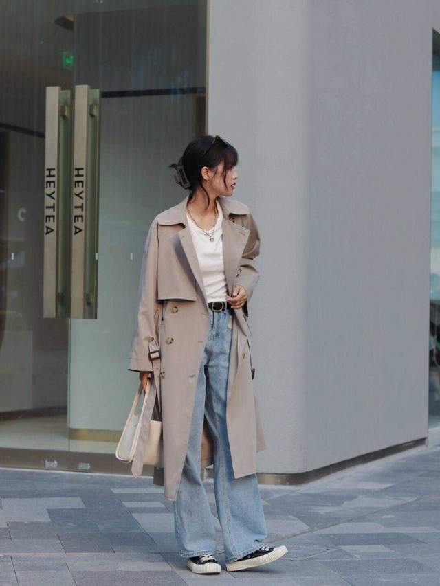 针织衫|30岁~45岁的女性秋季穿搭分享,针织衫配直筒九分裤,显瘦又减龄