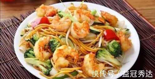 白切鸡|年夜饭,我家必备8菜一汤,做法一目了然,好吃到让家人停不了嘴