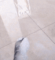 |搞笑GIF趣图:这是大师牛?还是群演牛?