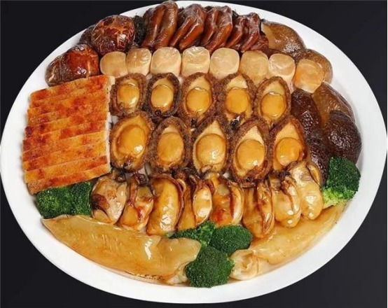 一家三口的周末晚餐，鲜香入口的几道家常菜，满满都是家的味道