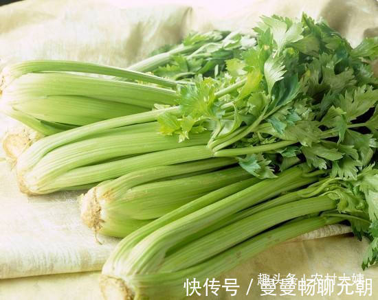 体脂肪|女性肚子有赘肉,常食此食物,让肚腩轻松悄悄瘦下来,告别水桶腰