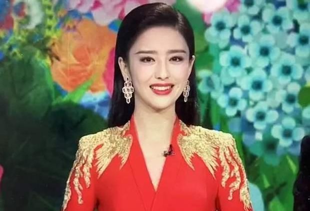 佟丽娅|央视中秋晚会主持阵容大换血,新面孔成为主持舞台风景线