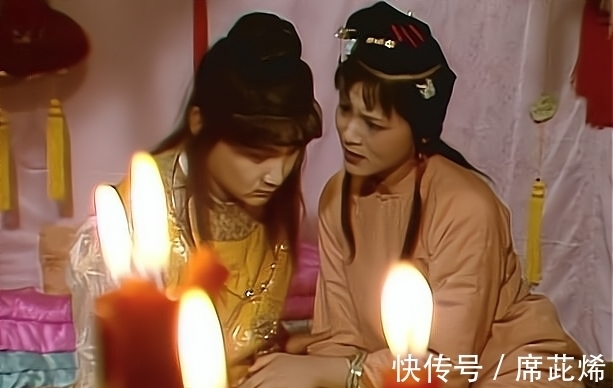 贾琏!薛宝钗的生日是哪天?为何王熙凤说二十一,探春却说是八月初三