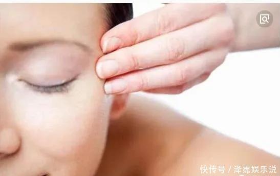 女人脸部有3个“美容穴”，没事多拍拍，坚持一个月，会诞生奇迹