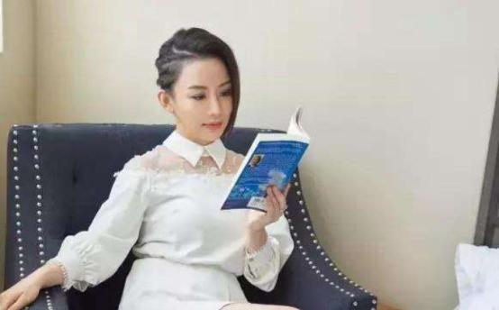 潘晓婷|潘晓婷身材有多好?当看到她跳舞的那一刻,感觉恋爱了