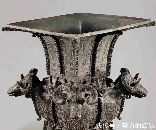 它是传世国宝,却曾被当成大笔筒使用,出土数月在战乱中神秘消失