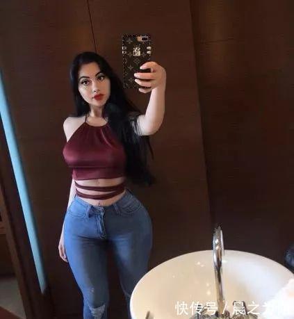 美女|90后美女塑造沙漏身材，卡戴珊是她的偶像，臀型让她引以为傲