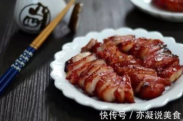 叉烧肉的家庭做法，先腌后焖，不加水不加油，鲜嫩多汁，香气四溢