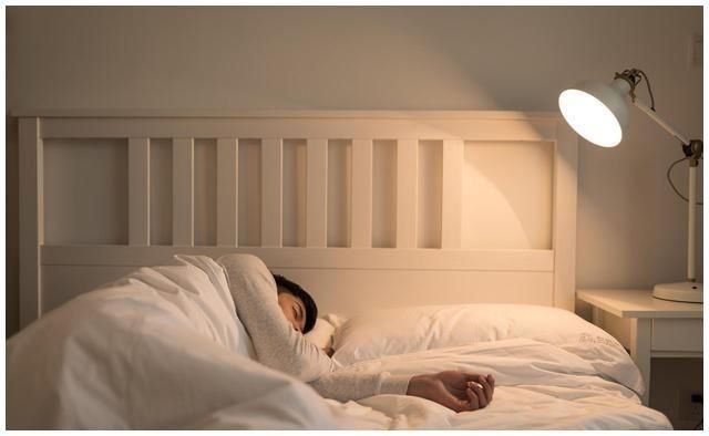 内分泌|睡觉时不能“脚朝西，头朝东”是为什么？并不是迷信说法