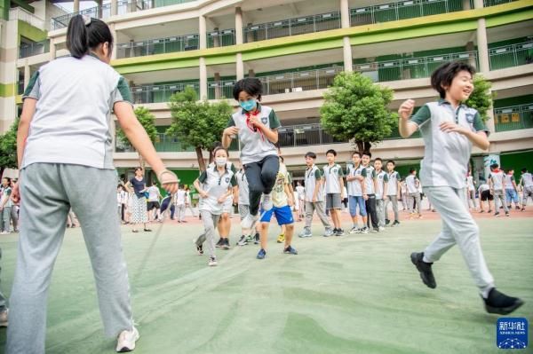 武汉|武汉“双减”第一周 孩子们在课后活动上玩“嗨”了