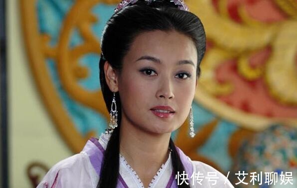 崔莺莺|才女出上联：“佳山佳水佳风佳月，千秋佳地”，书生的下联绝了