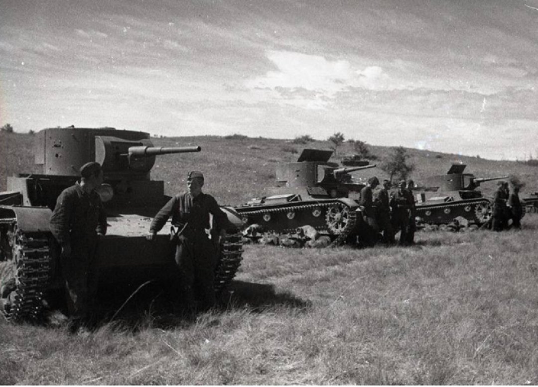 受阻|苏军进攻日军受阻，用了一妙招简直损极了，活活歼灭了所有日军