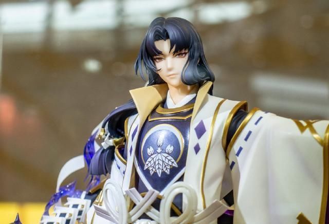 ssr|阴阳师SSR鬼切霜风白槿手办实物公开 高度还原鬼切美人的神颜值